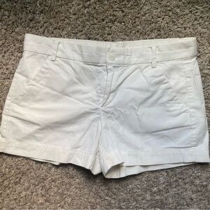 Khakis by Gap SunKissed Shorts size 6